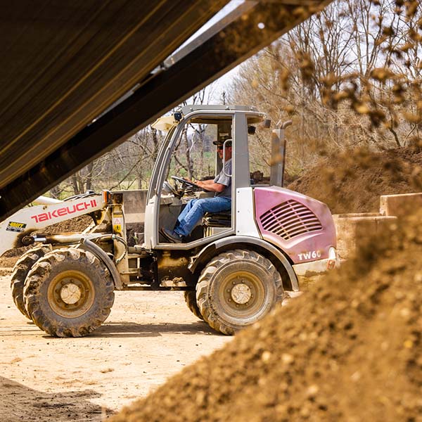 Bulk sreened topsoil